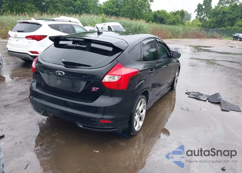 2014 Ford Focus St St из США, поврежденный, VIN 1FADP3L96EL127453